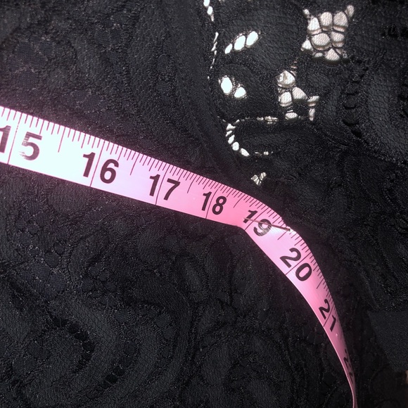 Black Raglan Lace Top Banana Republic Medium - Picture 6 of 8